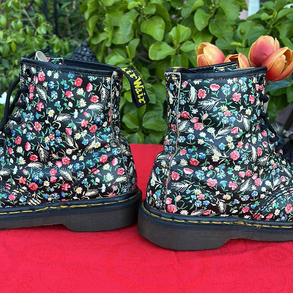 🏴󠁧󠁢󠁥󠁮󠁧󠁿 Dr. Martens Vintage MIE Y2K Floral 🌺 Combat Boots UK 6 - Picture 14 of 17